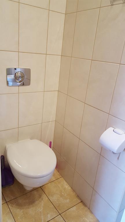 Moris 2 Pokoje Goscinne Łeba Extérieur photo